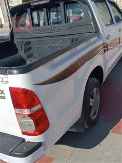 تويوتا هايلوكس